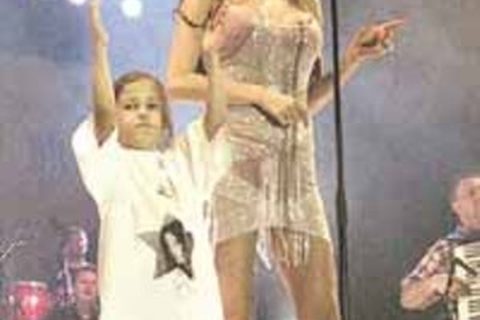 ceca-koncert-banja-luka-juni-2002-019
