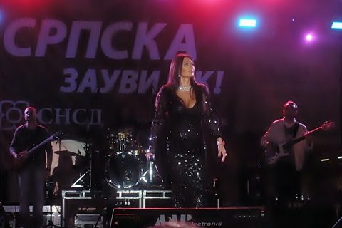 ceca-slike-koncert-banja-luka-2010-izbori-05