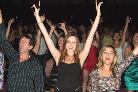 ceca-brizbejn-australija-koncert-fanovi