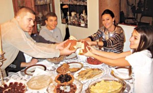 Ceca Raznatovic proslavlja Bozic sa porodicom 2011